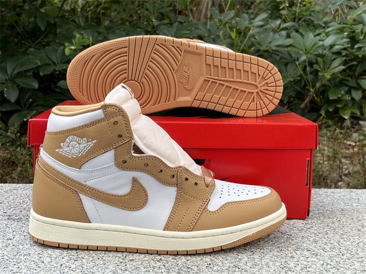 Air Jordan 1 High OG Praline