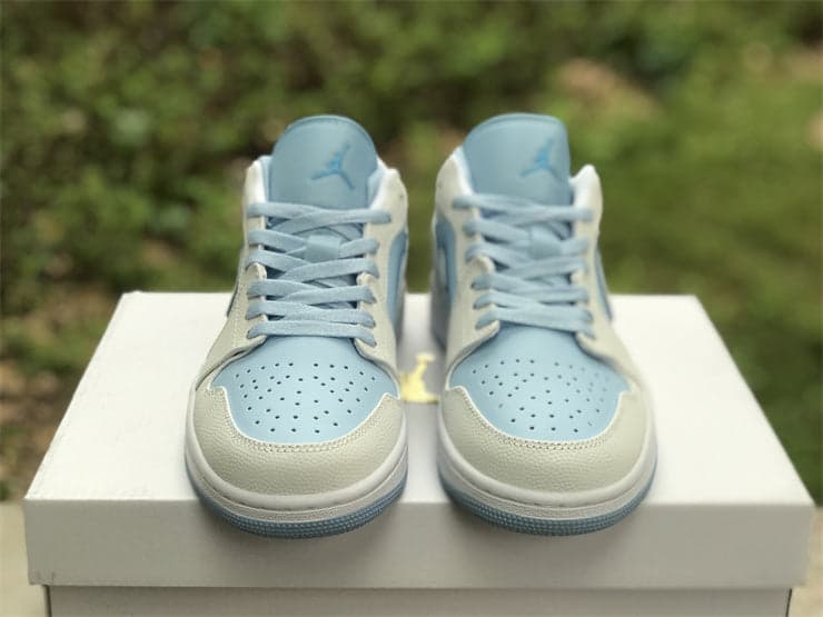 AIR JORDAN 1 LOW SE REVERSE ICE BLUE
