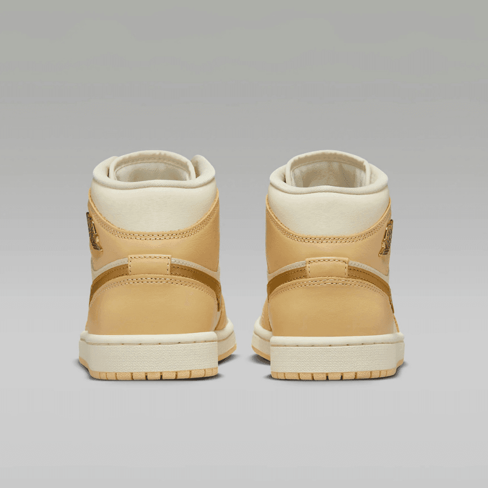Air Jordan 1 Mid SE Pale Vanilla Coconut Milk