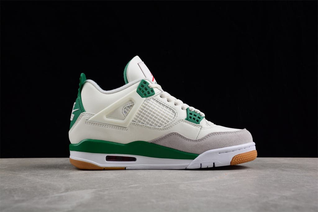 Jordan 4 Retro SB Pine Green DR5415 103.