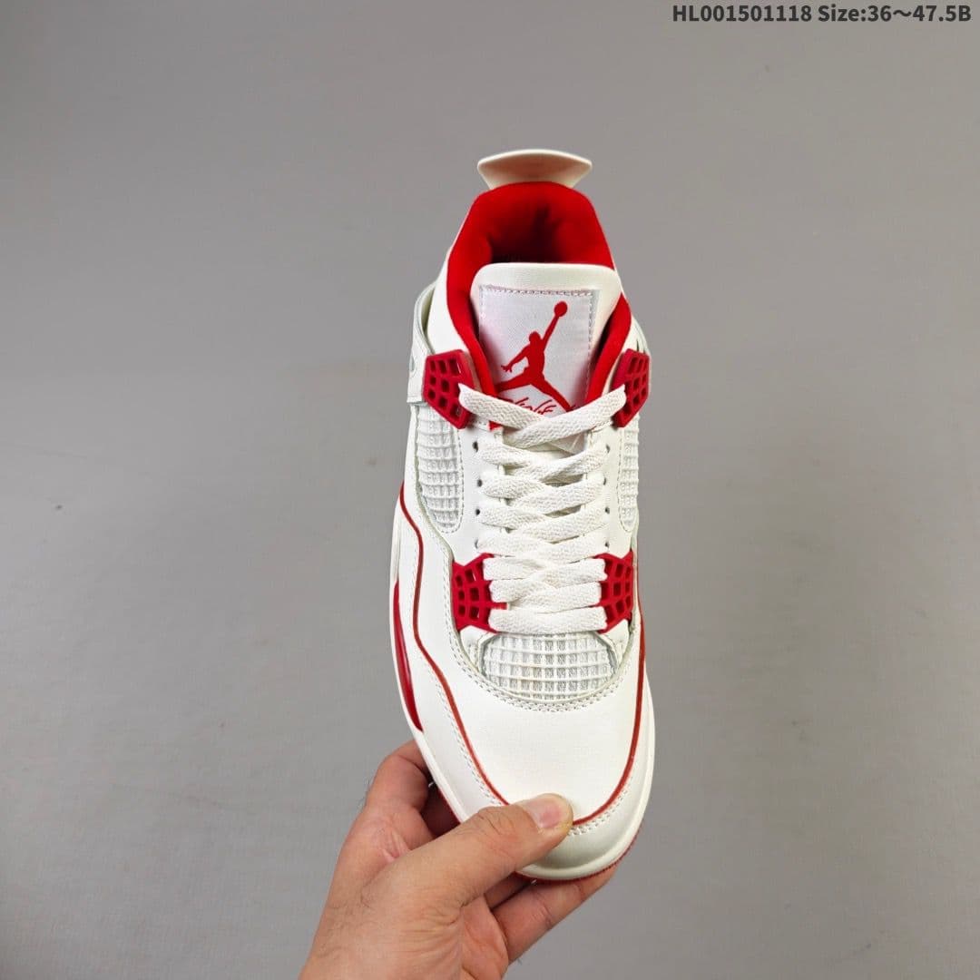 Nike Air Jordan 4 Retro "Valentine's Day"