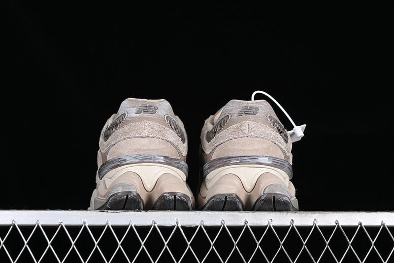 New Balance 9060 Mushroom U9060PB.