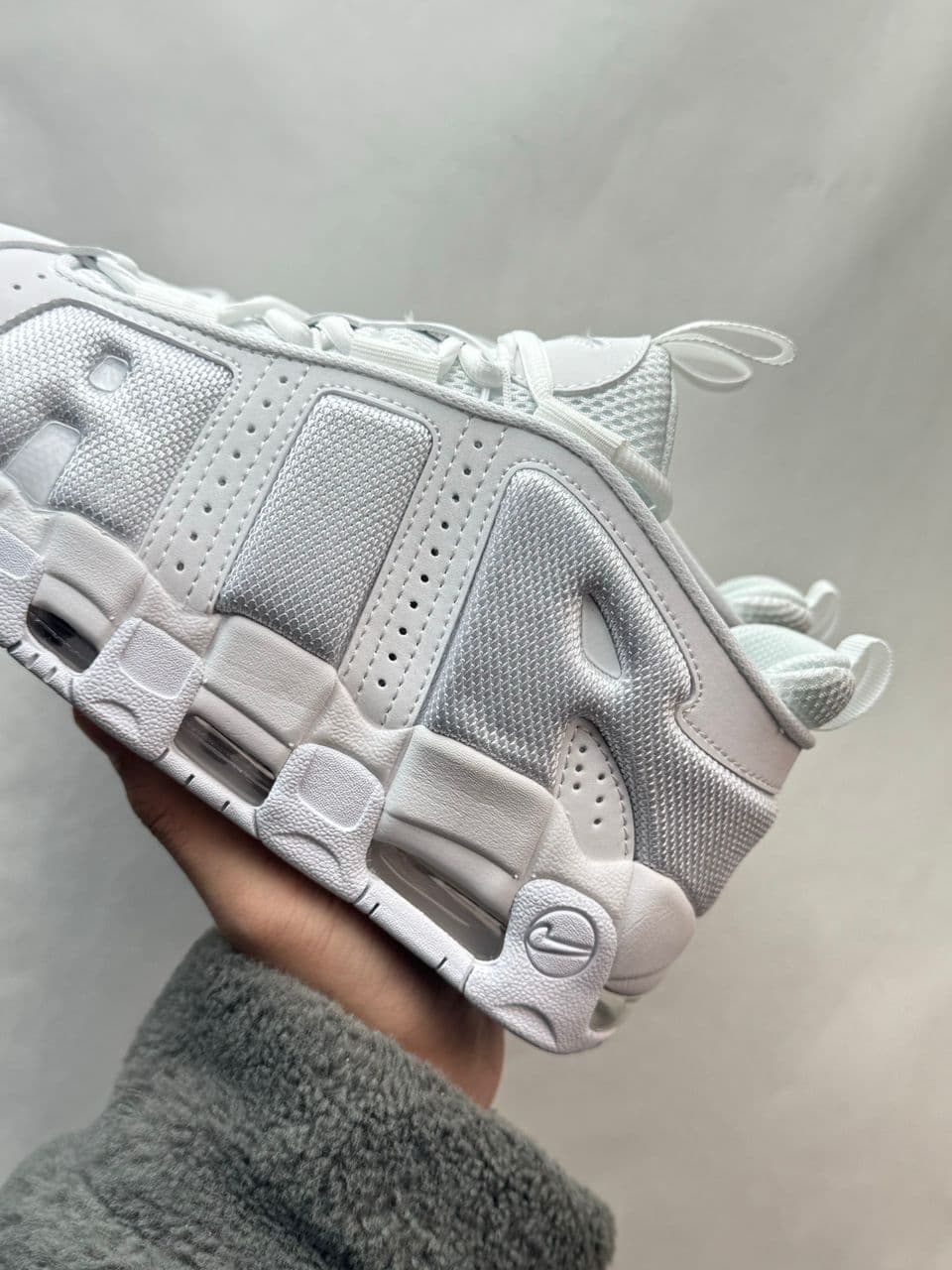 Nike Air More Uptempo White