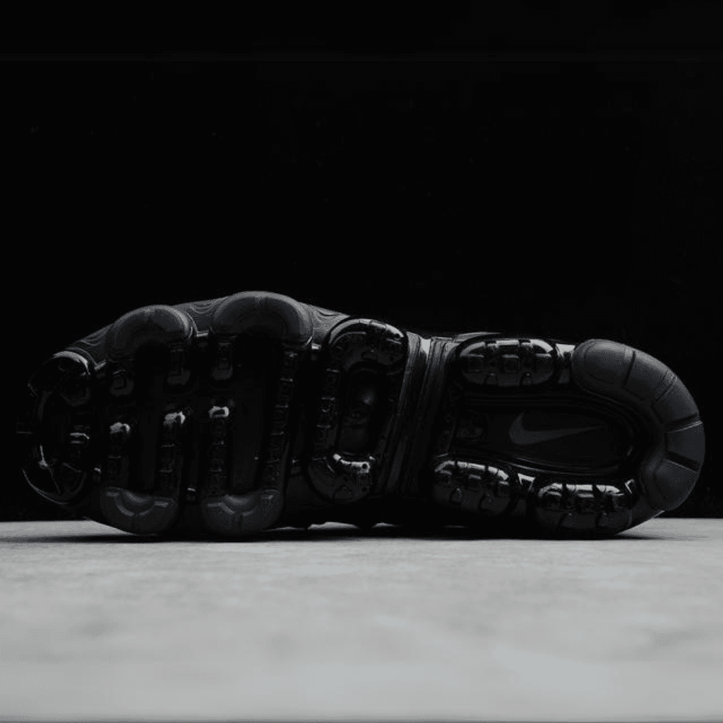 Nike Air Vapor Max Plus Triple Black 924453-004