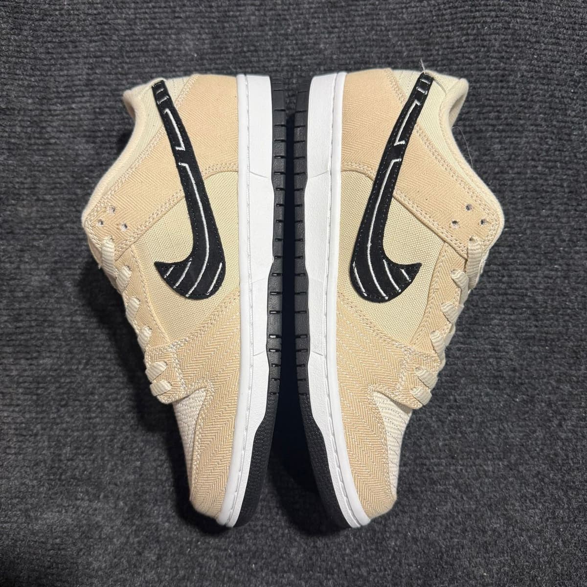 Nike SB Dunk Low x Albino & Preto "Pearl White"