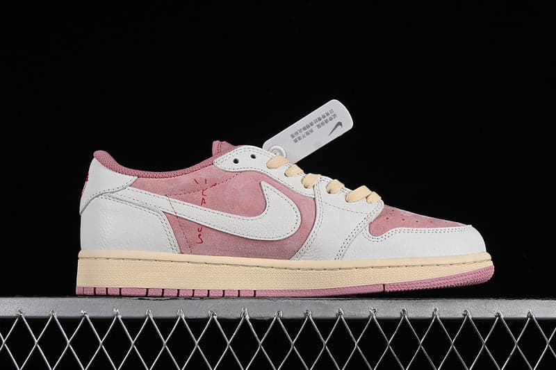 TRAVIS SCOTT X AIR JORDAN 1 LOW SHY PINK.