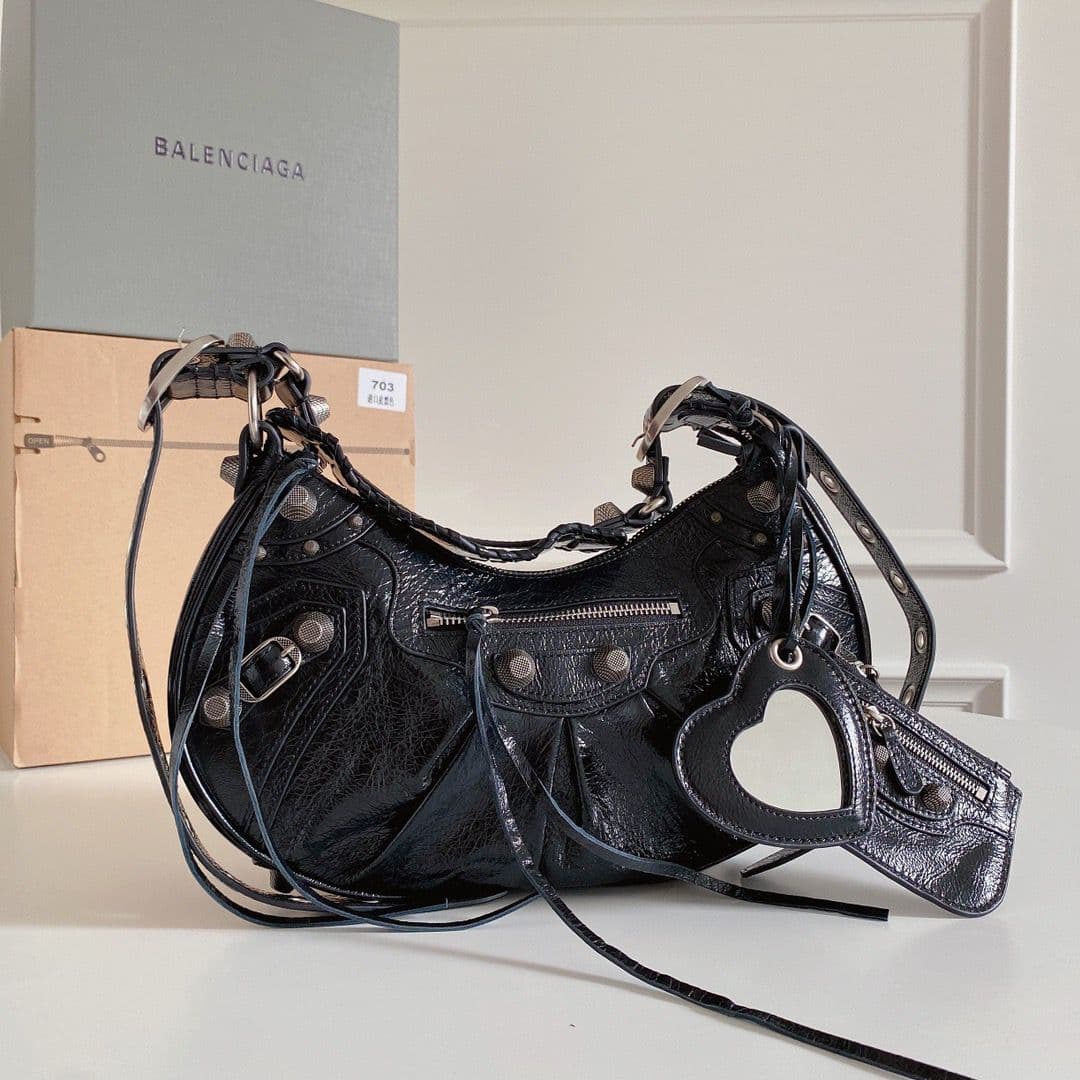 Balenciaga Le Cagole Shoulder Bag preta .