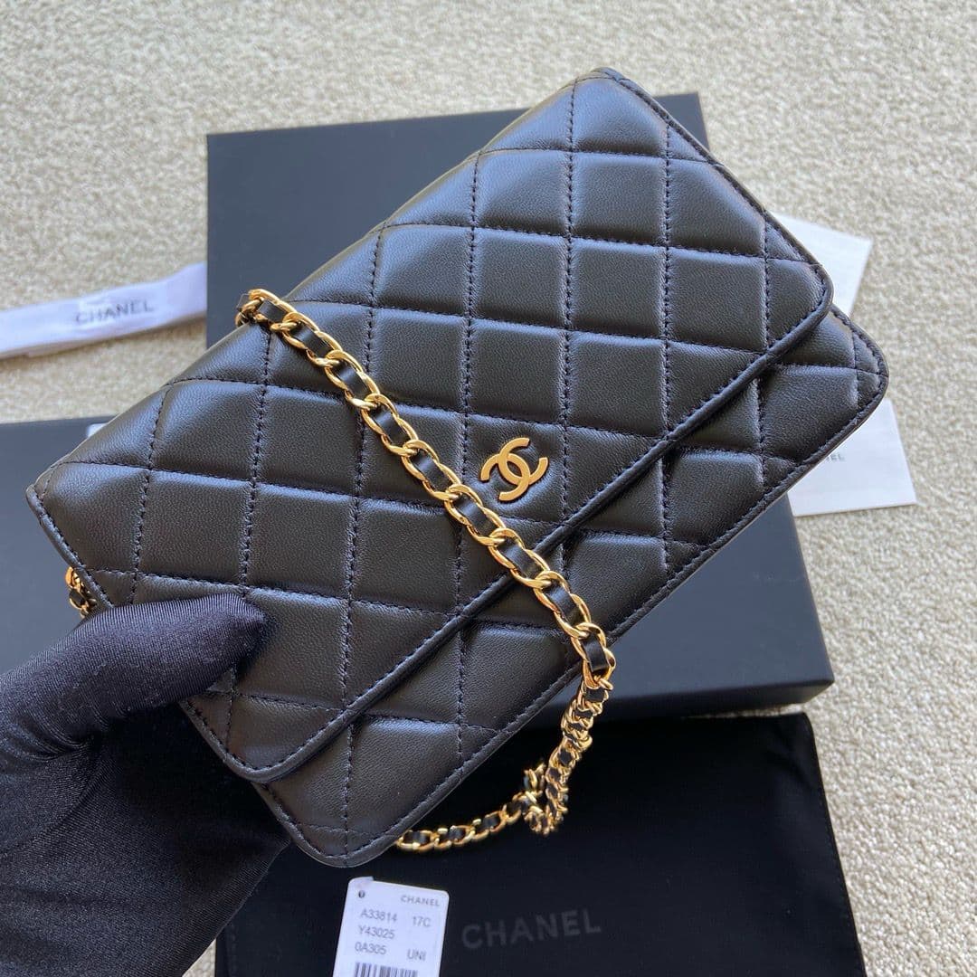 Bolsa Chanel CC Woc Lambskin Black.