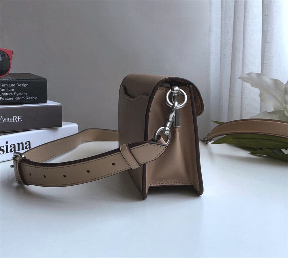 Bolsa Coach Tabby Shoulder Signature Canvas Sand Taupe