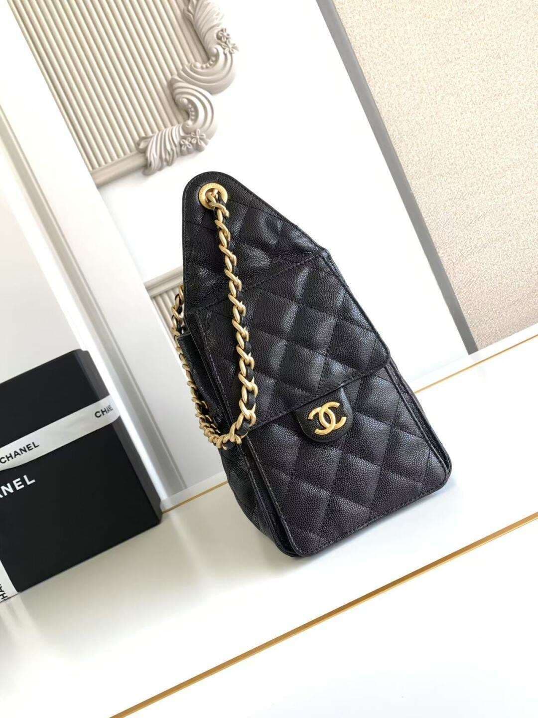 Bolsa Hobo Chanel 25 Black Small