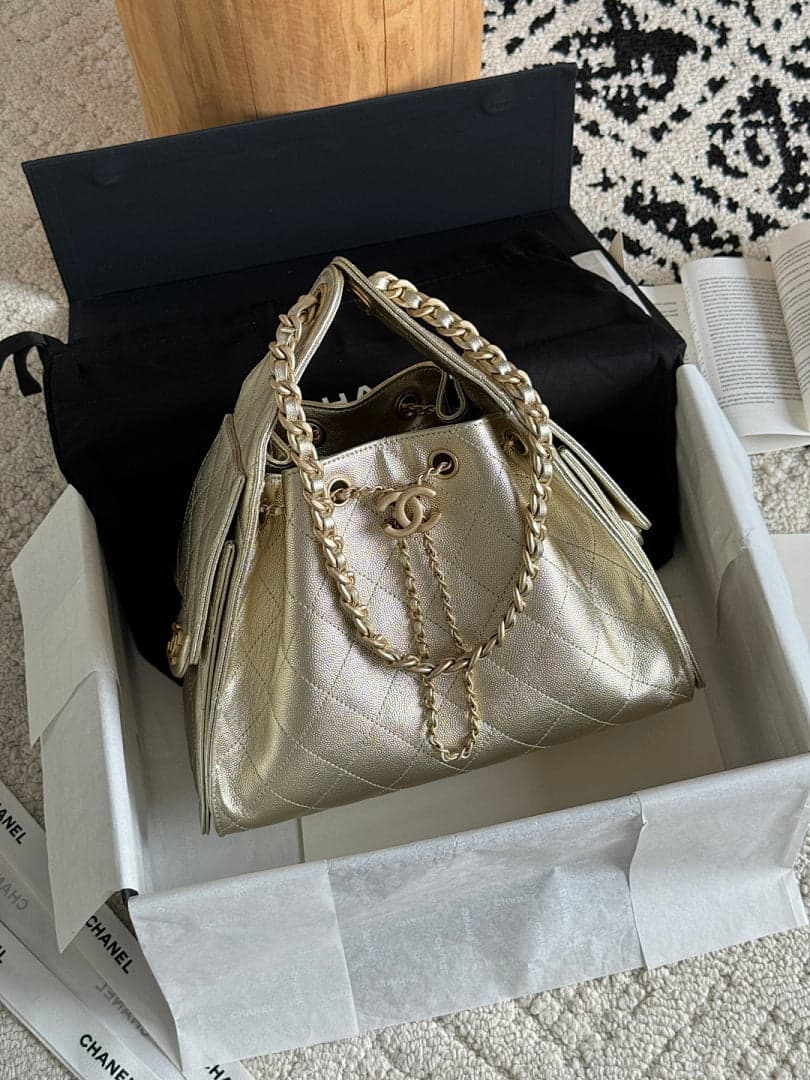 Bolsa Hobo Chanel 25 Metalica Small