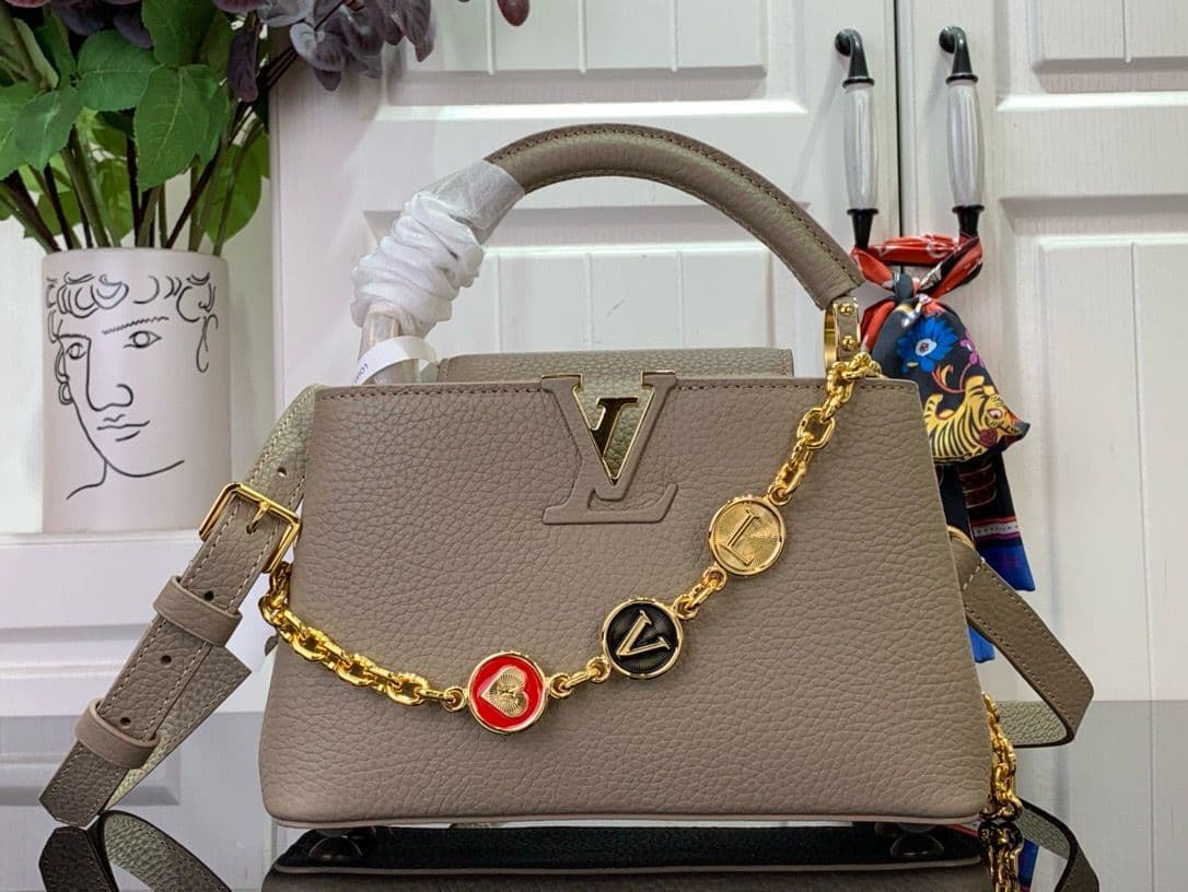 Bolsa LV Small Capucines