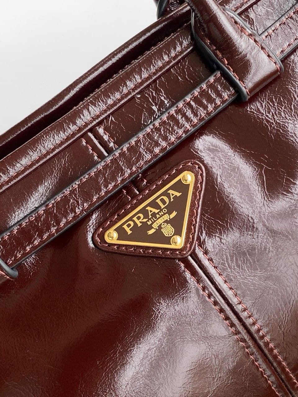 Bolsa Prada Richard Bordô