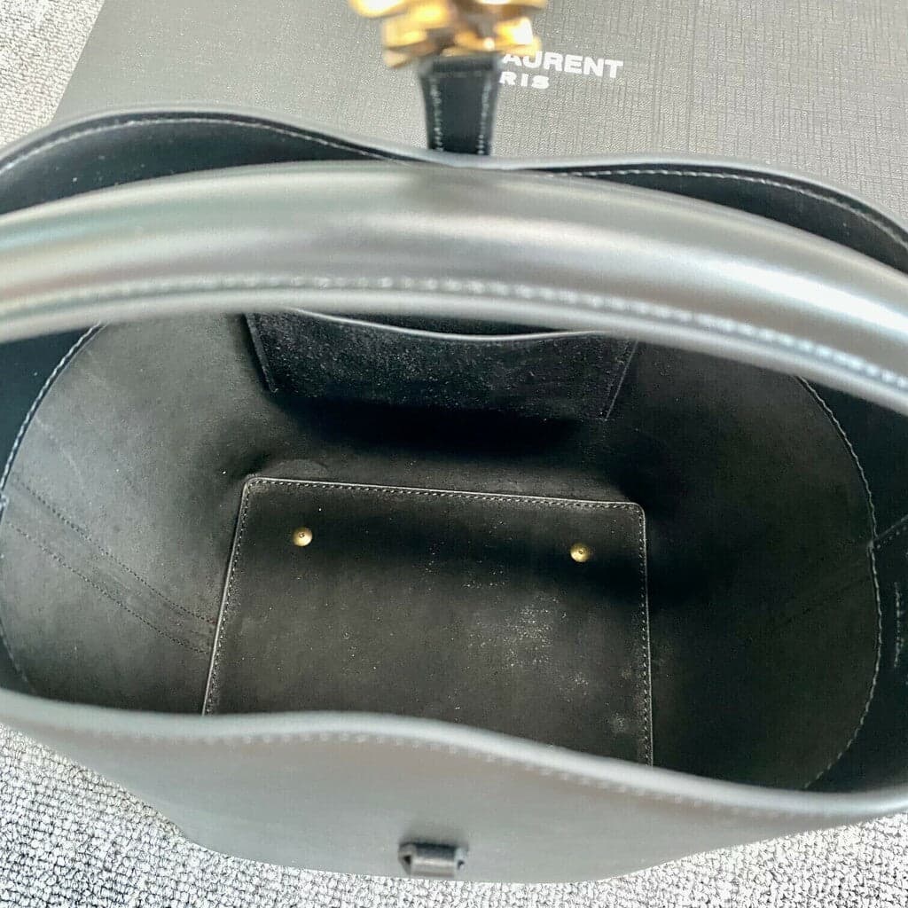 Bolsa Saint Laurent Large Le Black.