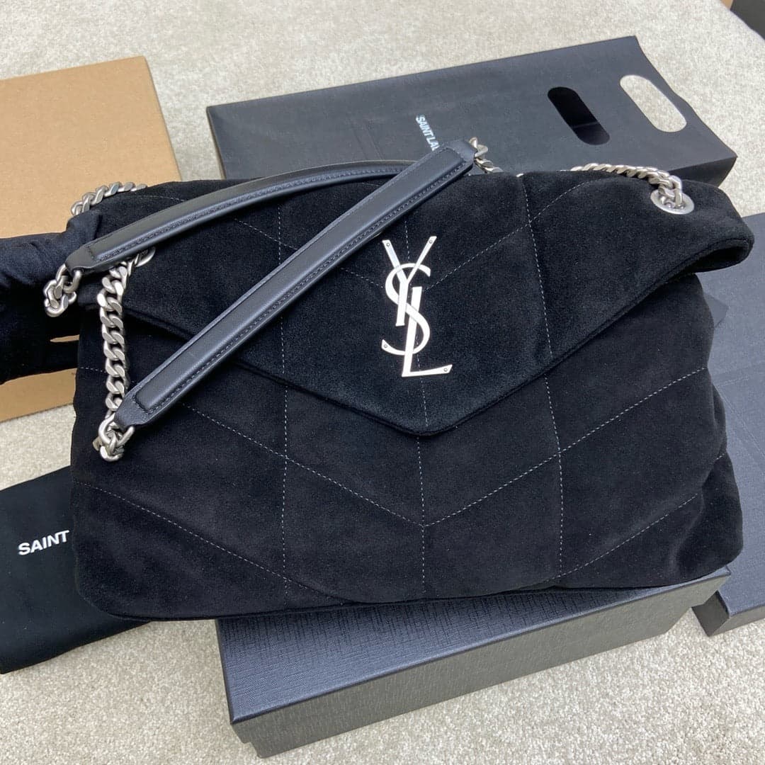 Bolsa Saint Laurent Puffer Toy Shoulder Bag Black em camurça