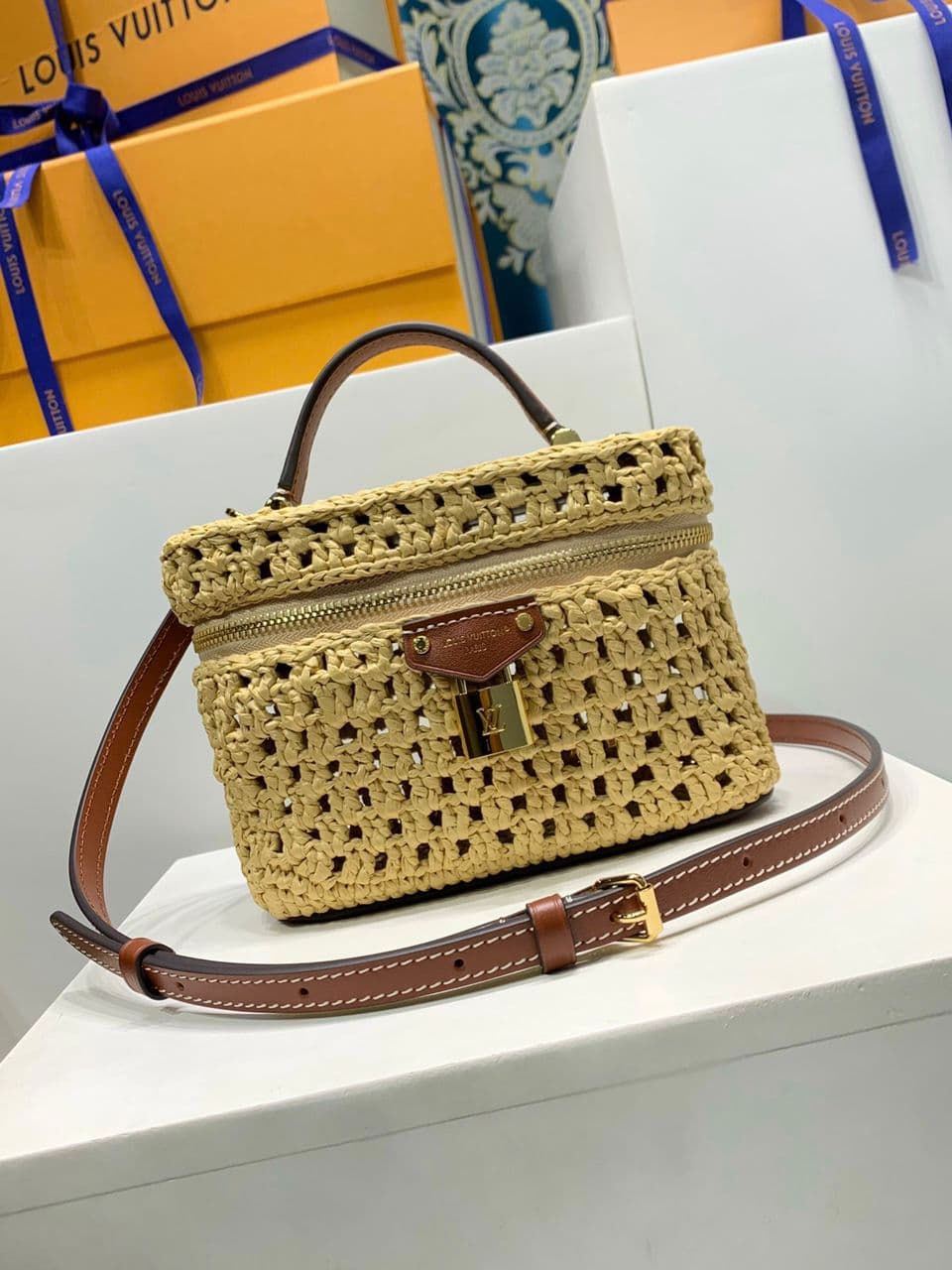 Bolsa Louis Vuitton Vanity Chain Pouch