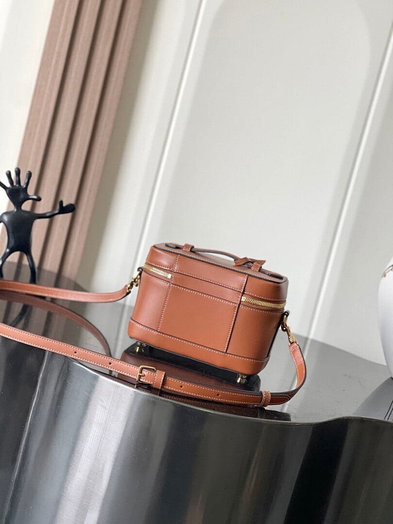 Celine Vanity brown
