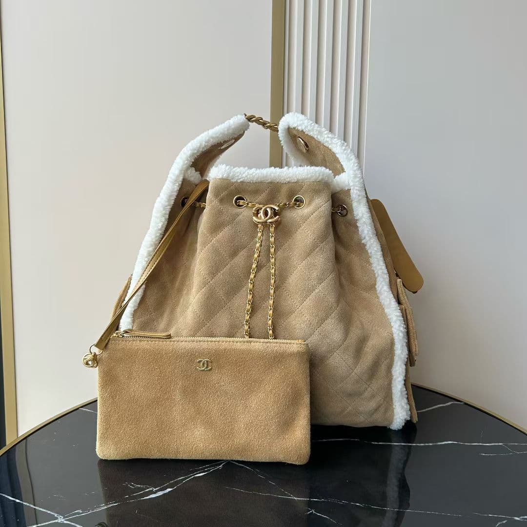 Chanel 25 Hobo Bag Large