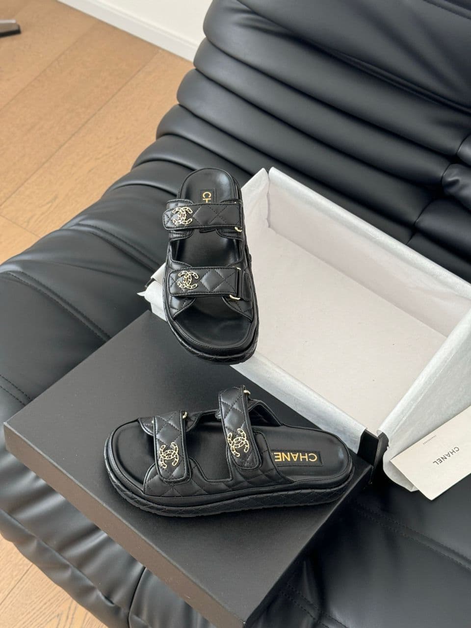 CHANEL Quilted Dad Sandal ( Pronta entrega )