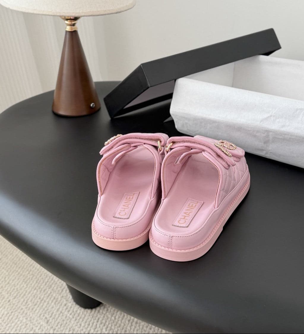 CHANEL Quilted Dad Sandal Light Pink.