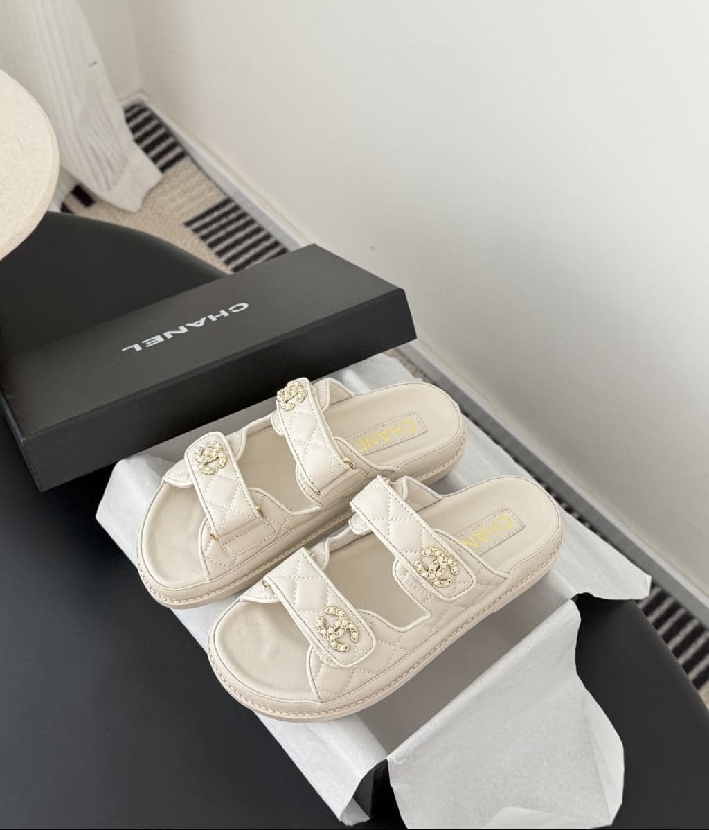 CHANEL Quilted Dad Sandal Off-White.