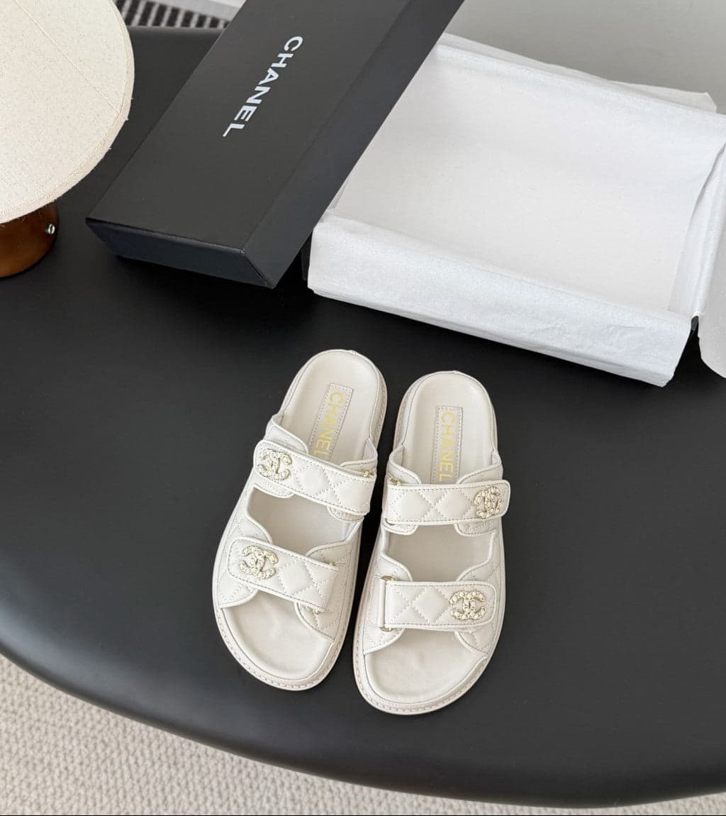CHANEL Quilted Dad Sandal Off-White.
