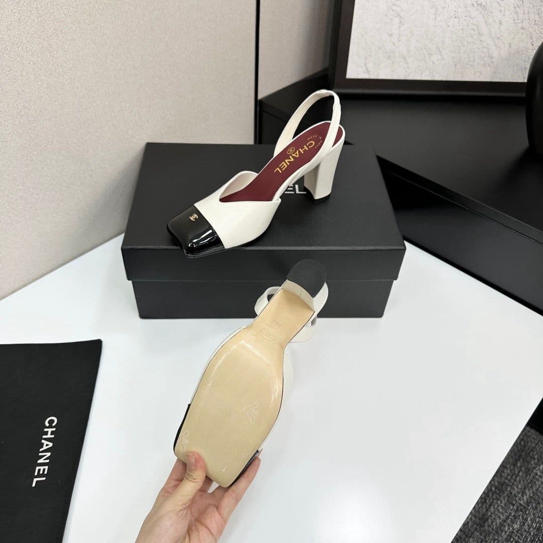 Chanel Slingback Block Heel White & Black Patent. Salto 9 cm.
