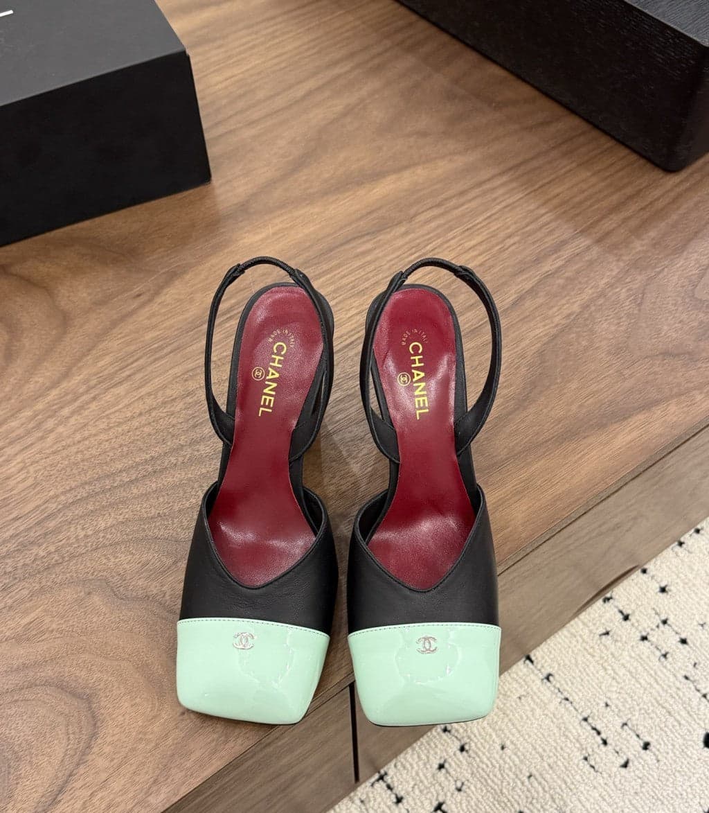 Chanel Slingback Block Heel Black Mint & Green Patent. Salto 9 cm.