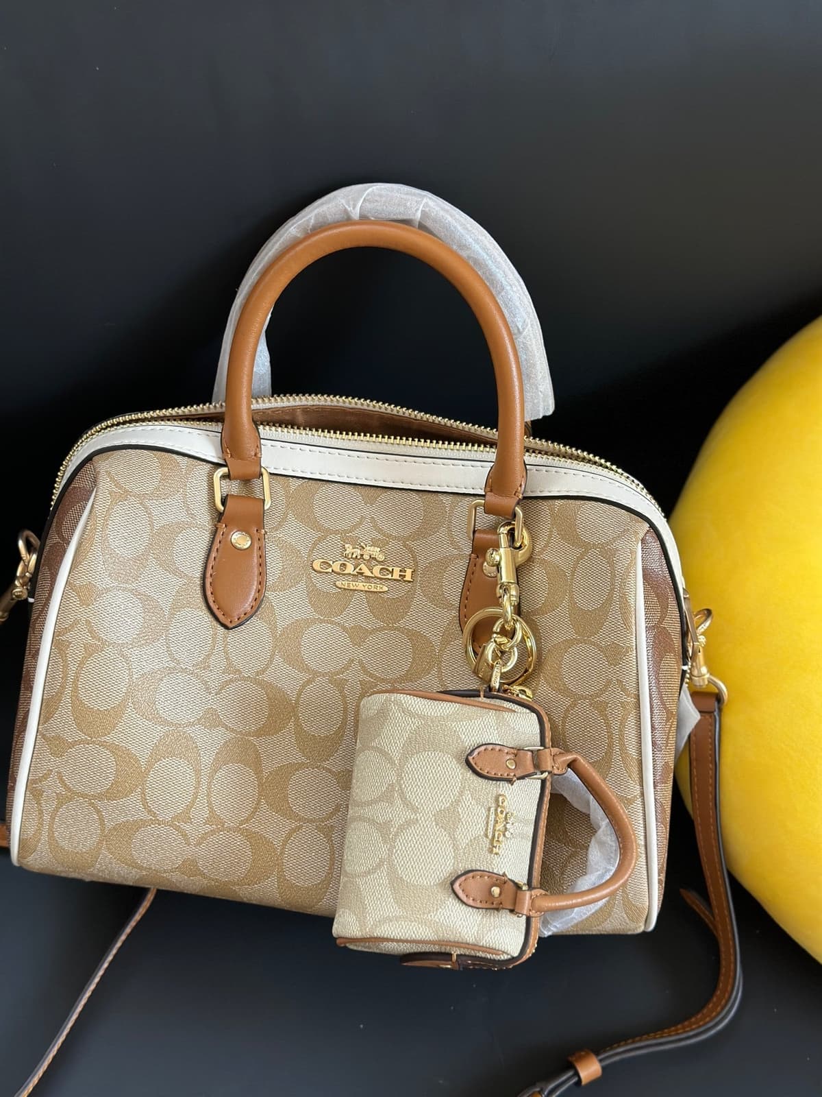 Coach Rowan Satchel Beje / Off-White Signature Canvas