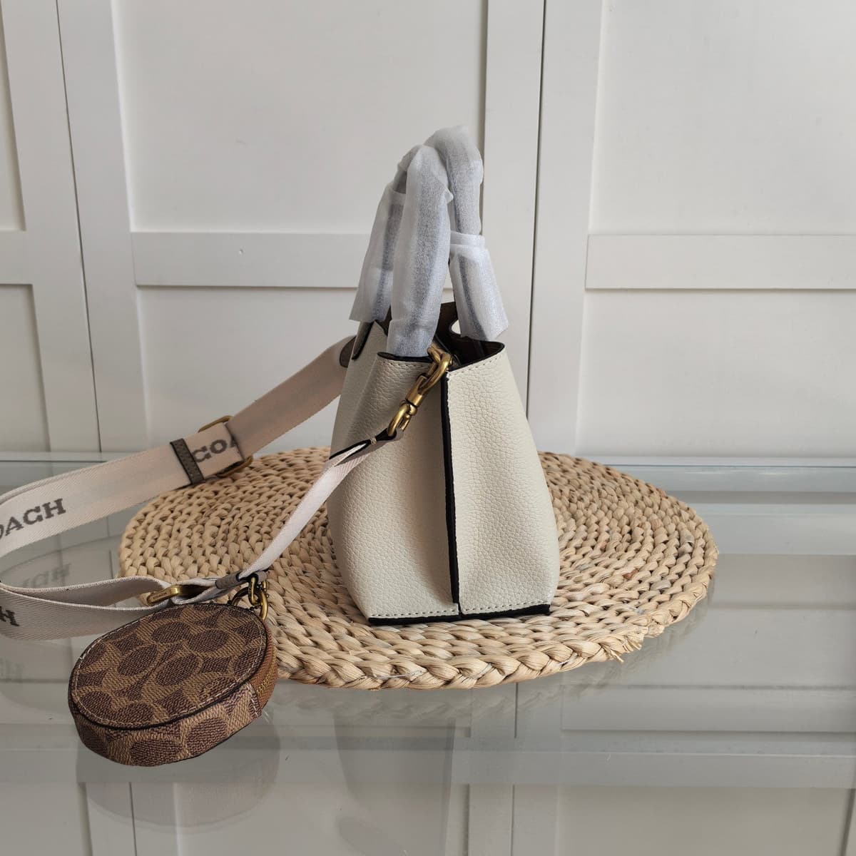 Coach Willow Tote 24 Pebble Leather Beje Ferragens Douradas