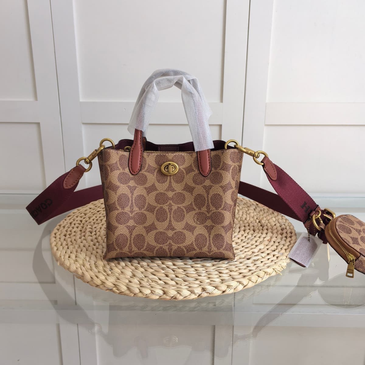 Coach Willow Tote 24 Pebble Khaki Signature Canvas Ferragens Douradas