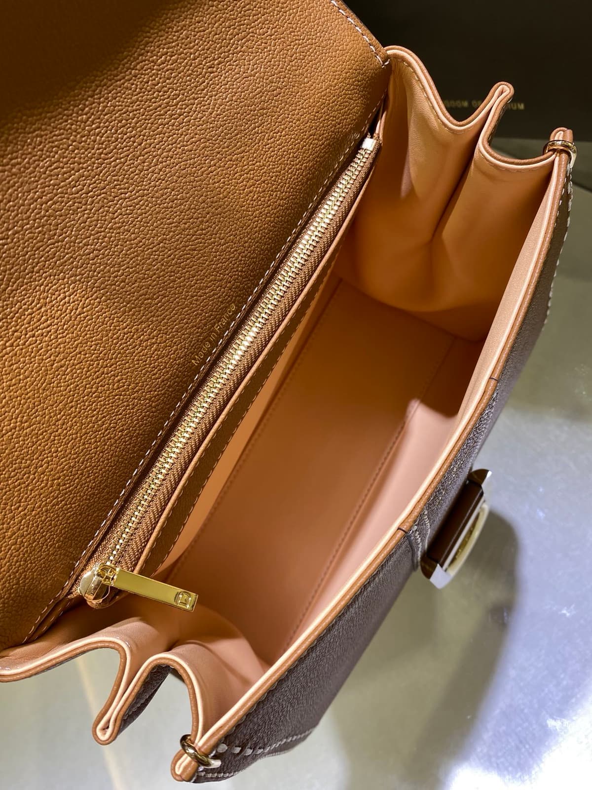 Delvaux Brillant Mini Leather Bag Camel Ferragens Douradas