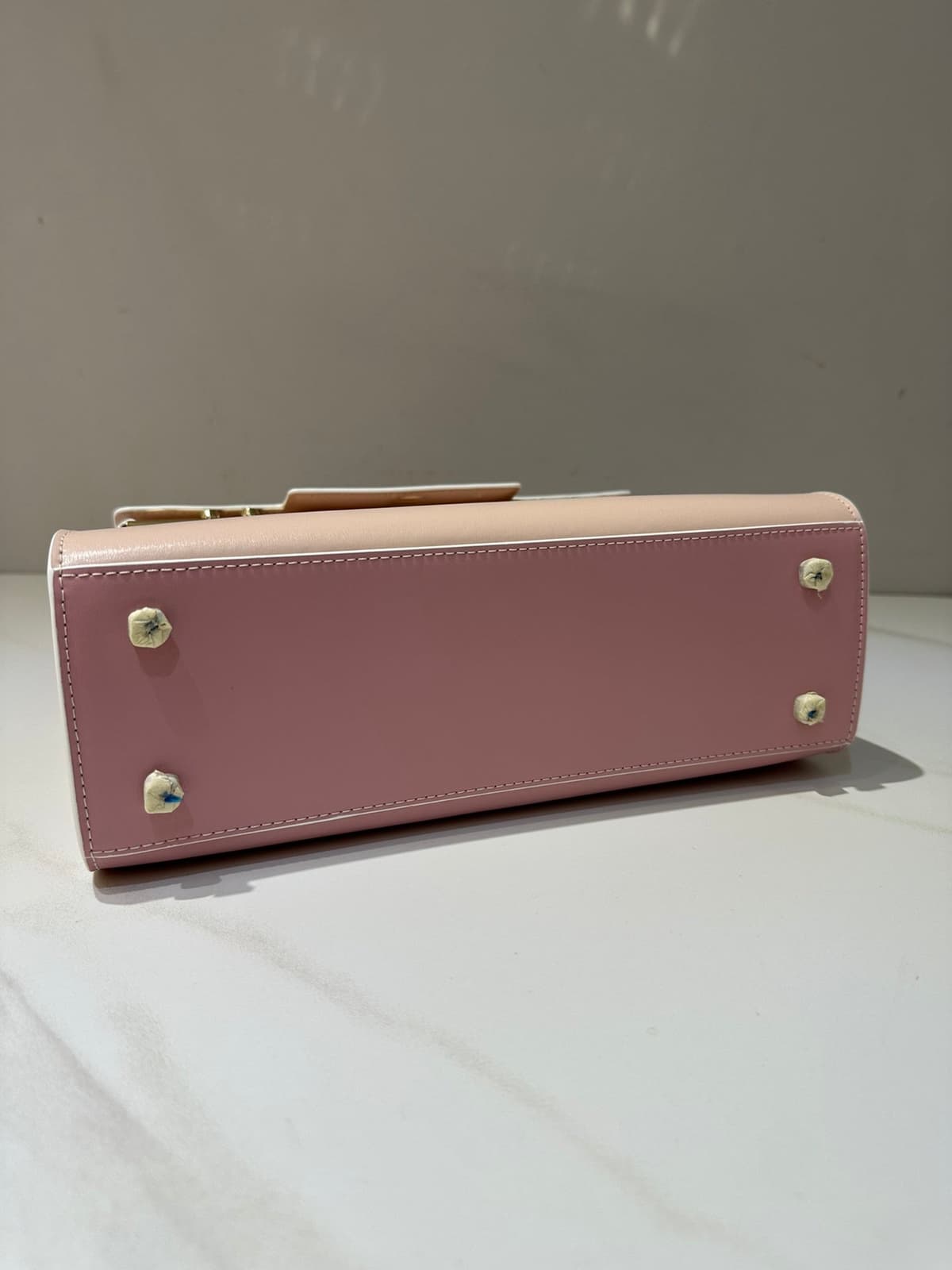 Delvaux Tempête MM Light pink Ferragens Douradas