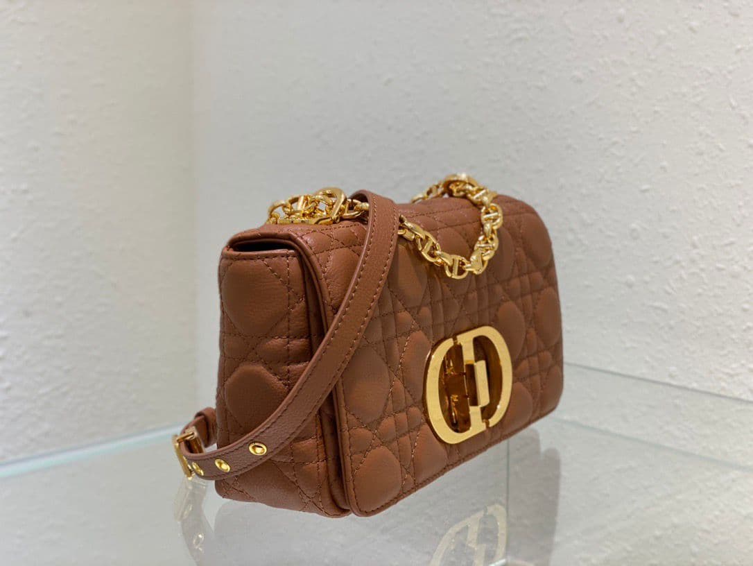 Dior Caro em Couro Marrom Cannage.