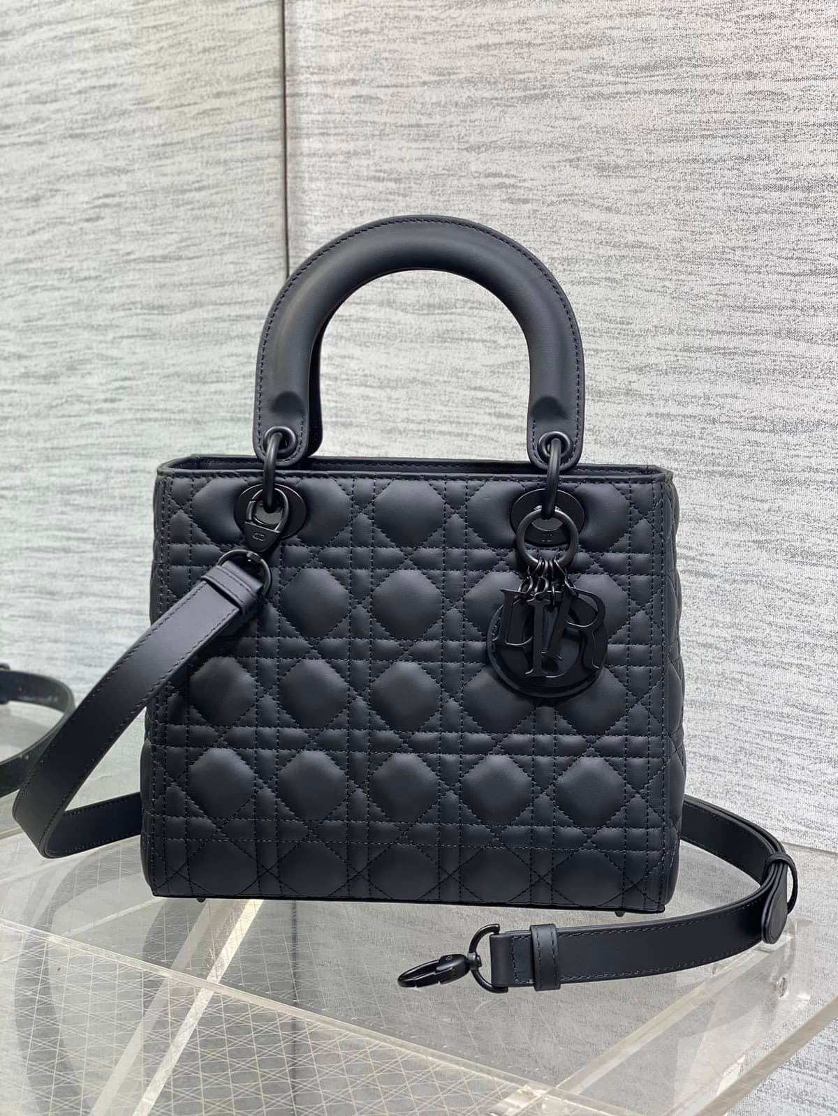 Dior Lady Dior Bag Preto .