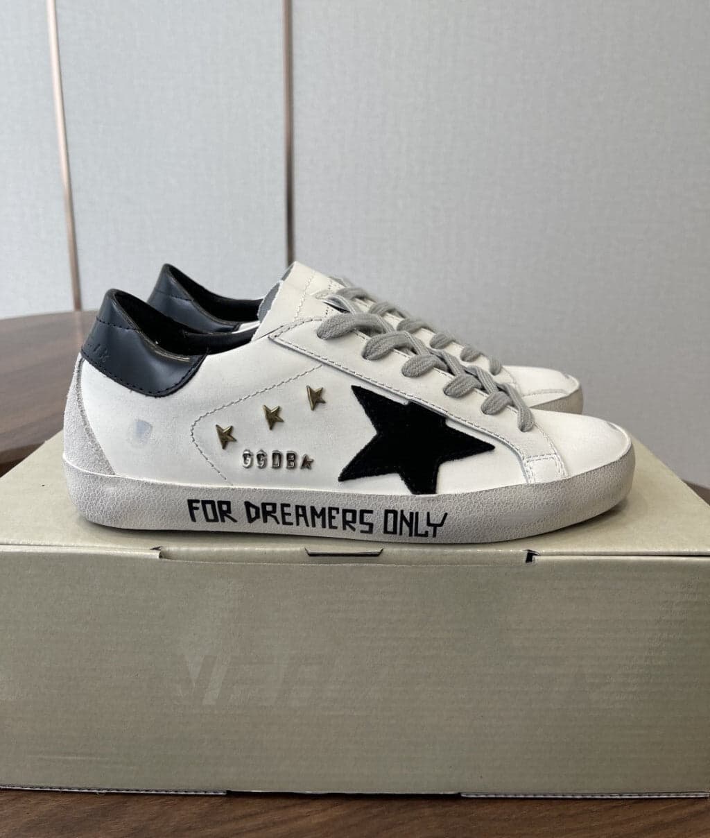 GOLDEN GOOSE GGDB SNEAKERS