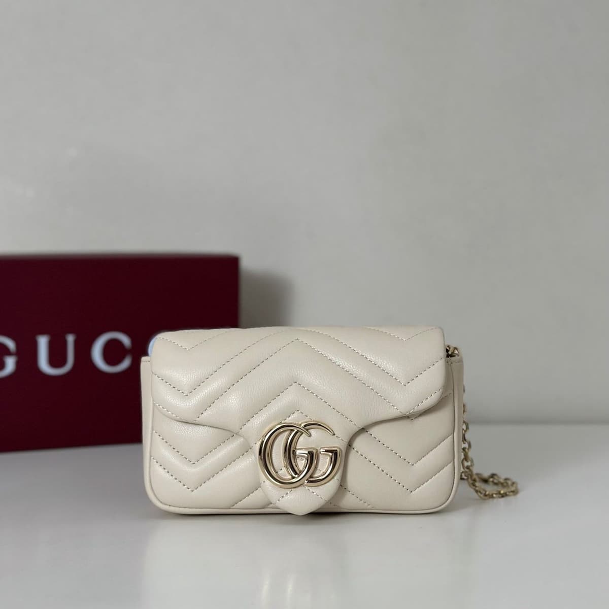 Gucci GG Marmont Mini Bag White.