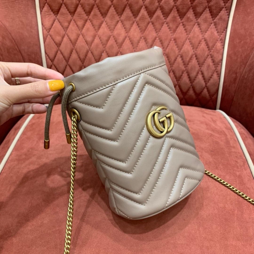 Gucci GG Marmont Mini Bucket Red off-white Bag