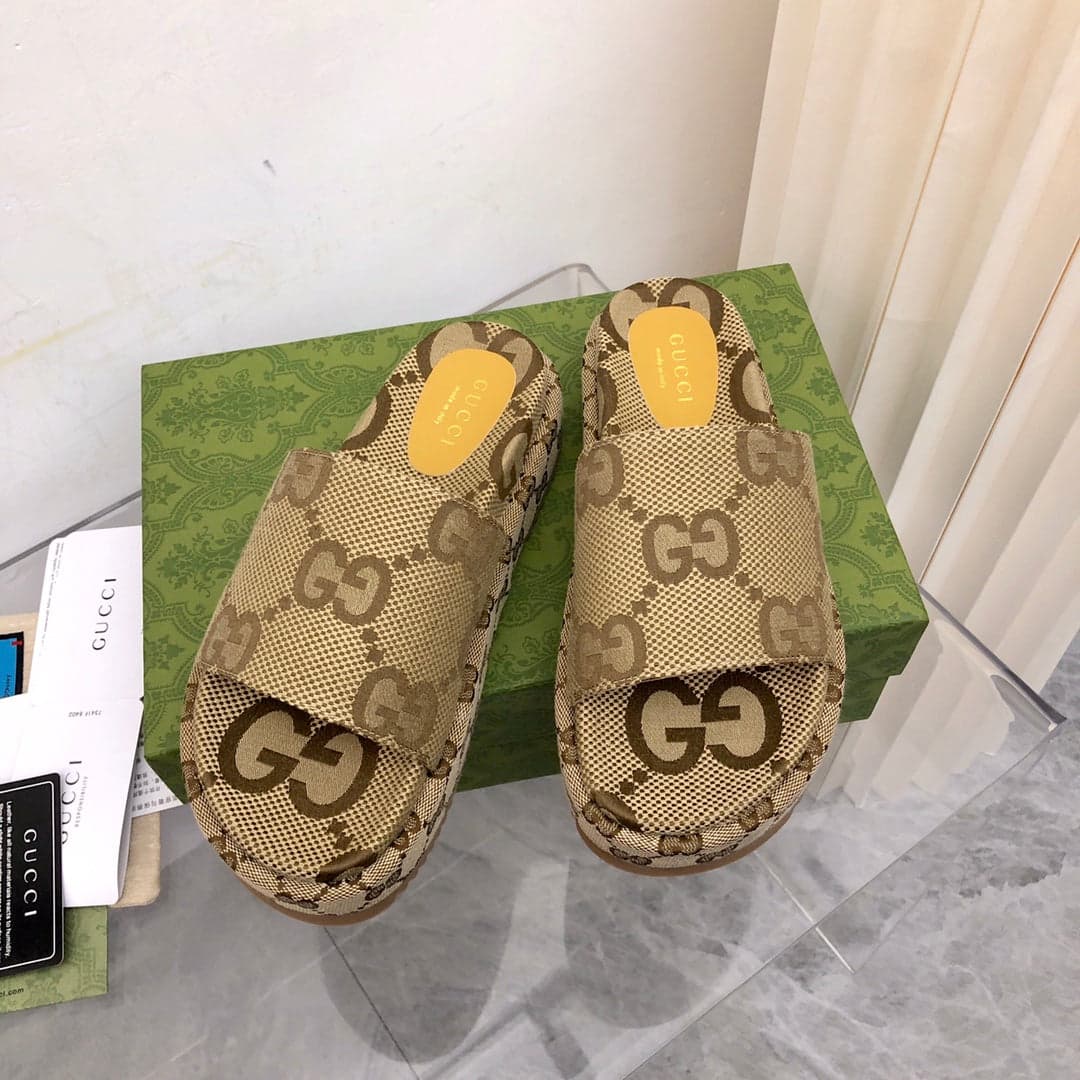 Gucci Angelina Platform 55mm Sandal Camel Canvas.