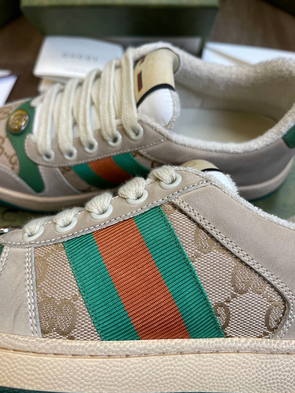 Gucci Screener GG Canvas Distressed