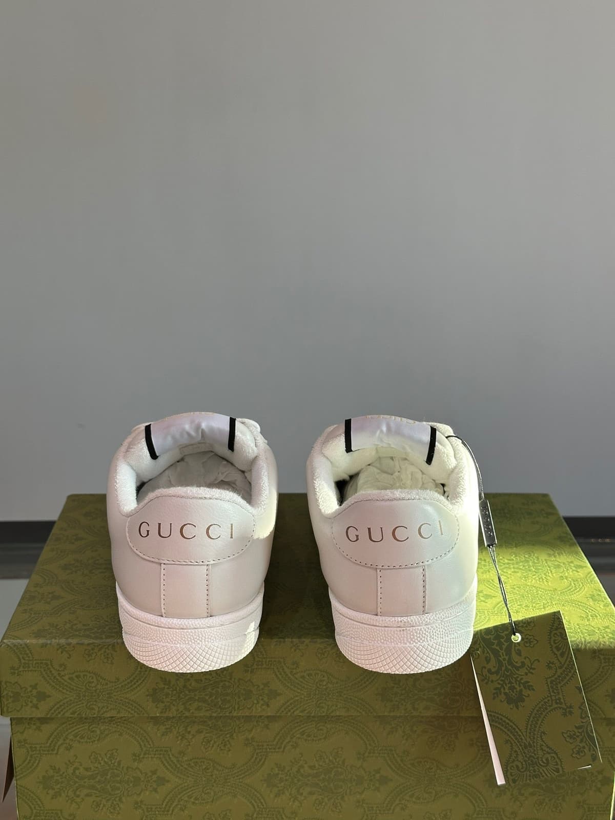 Gucci Screener Light Grey Leather