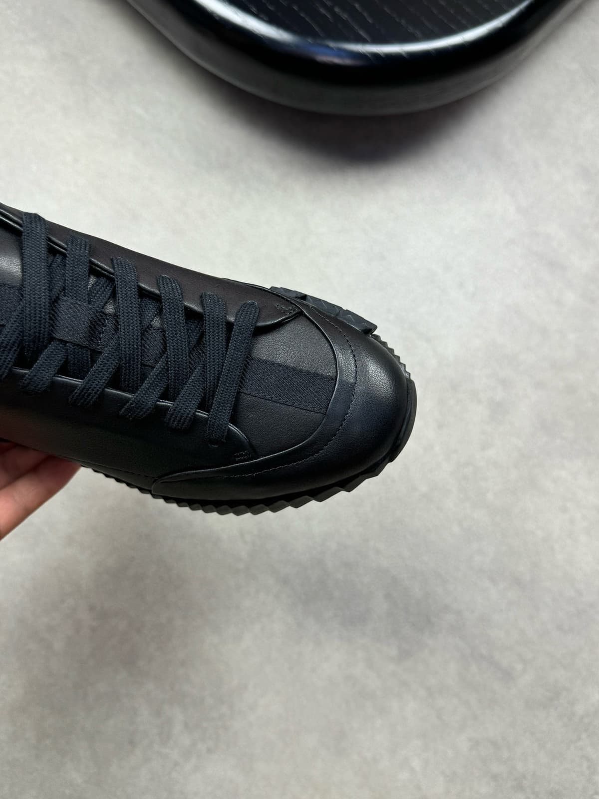 Hermès Bouncing Sneaker Black.