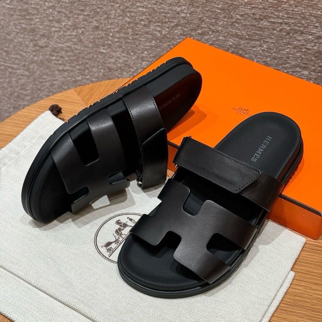 Hermes Chypre Sandal Noir Calfskin Leather.