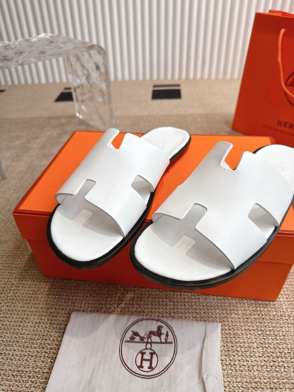 Hermes Izmir Sandal White.
