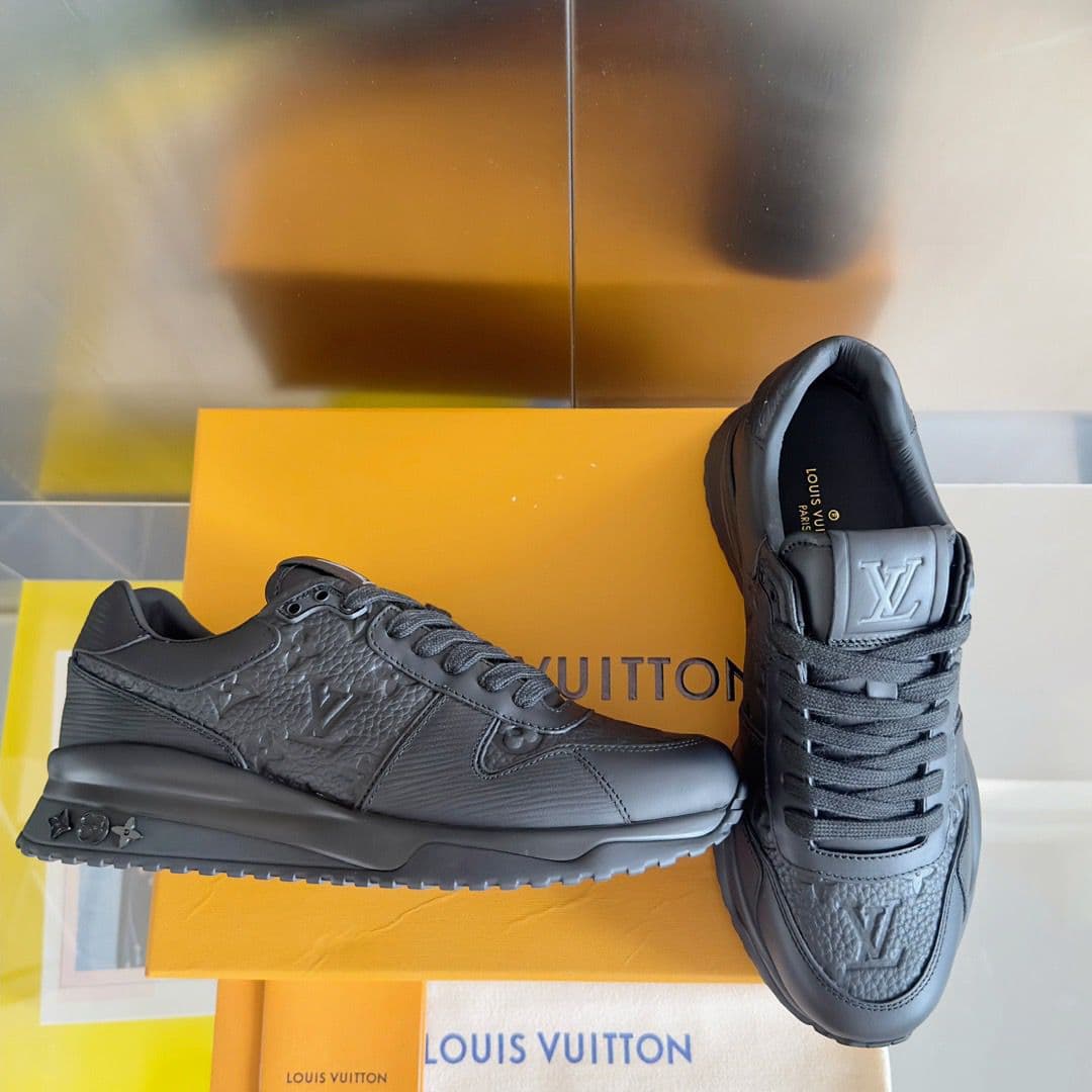 Louis Vuitton Run Away Black