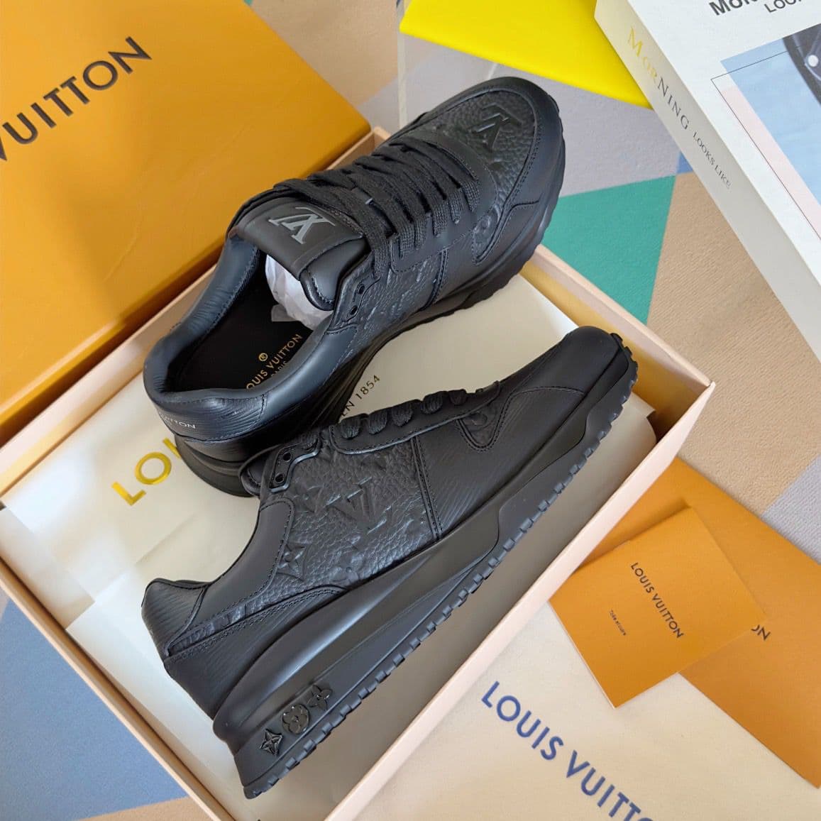 Louis Vuitton Run Away Black