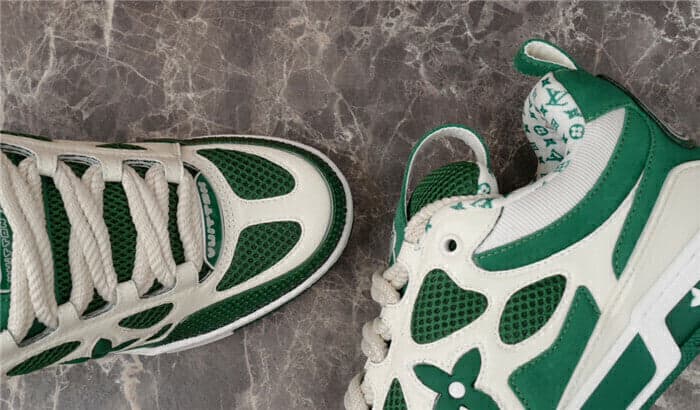 Skate Sneakers