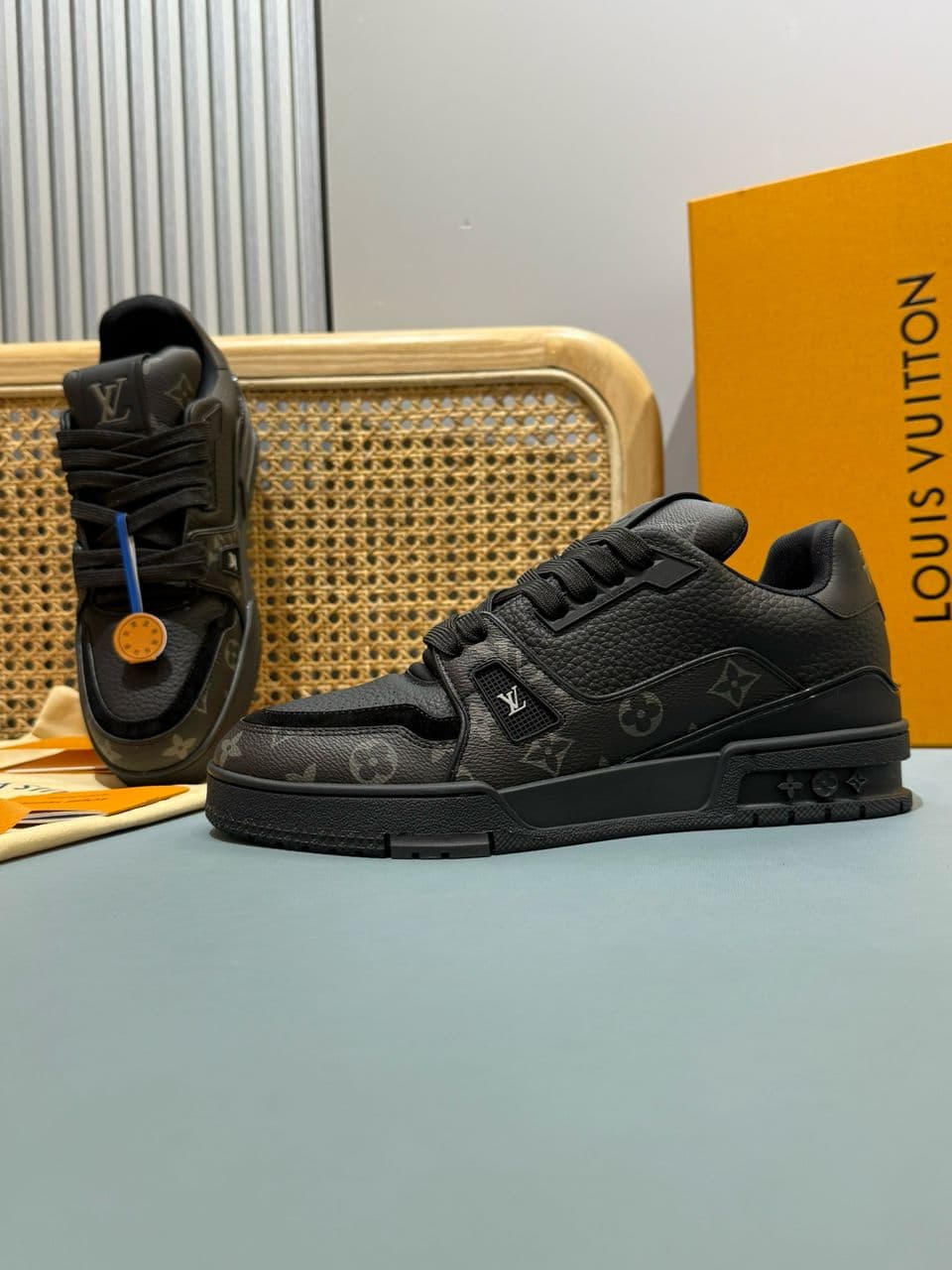 LV Trainer #54 Sneaker Black.