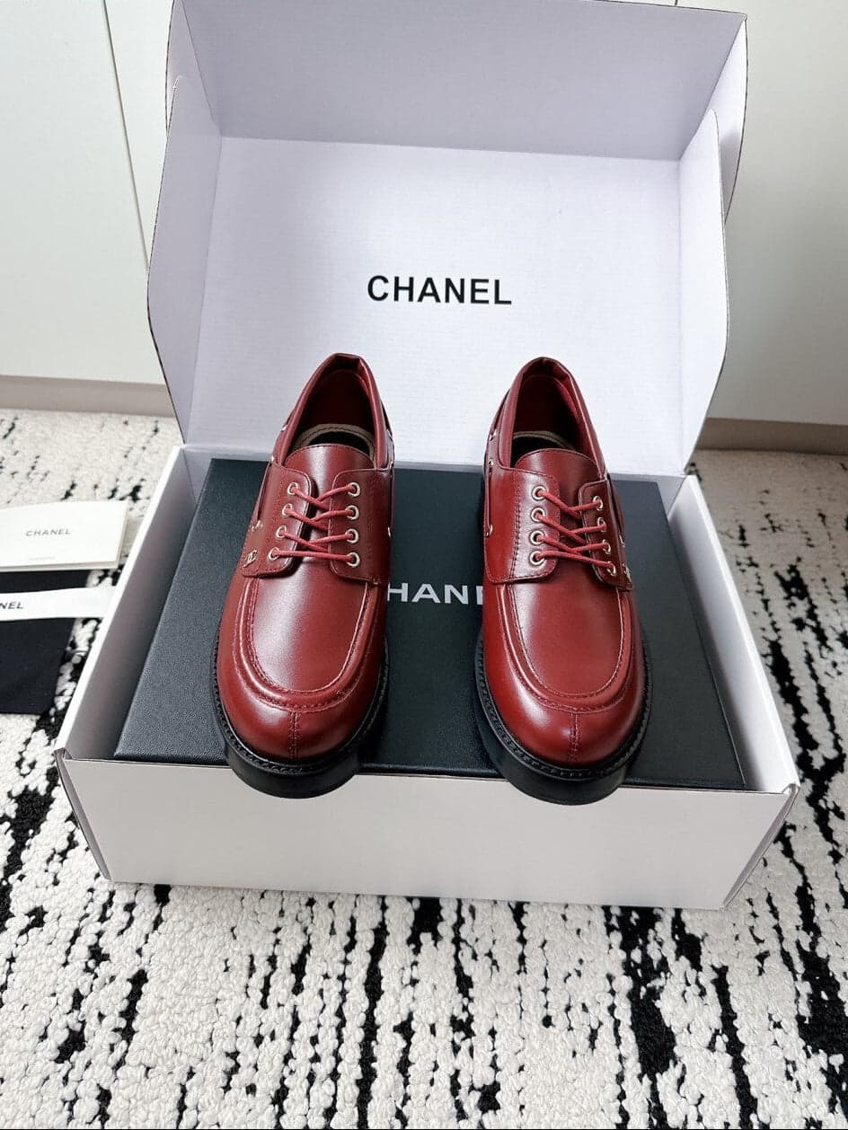 Derby Chanel 25 Edition red