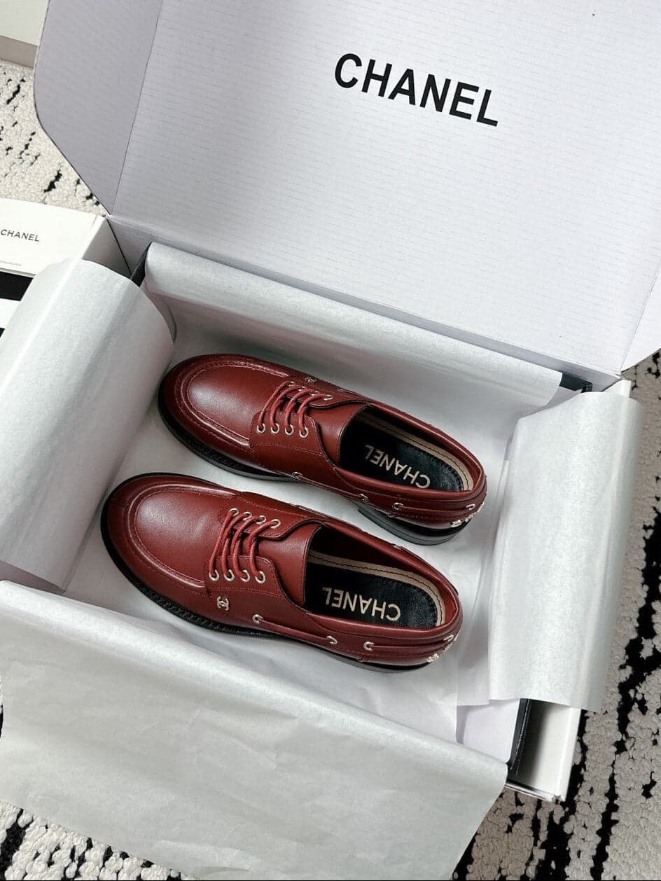 Derby Chanel 25 Edition red